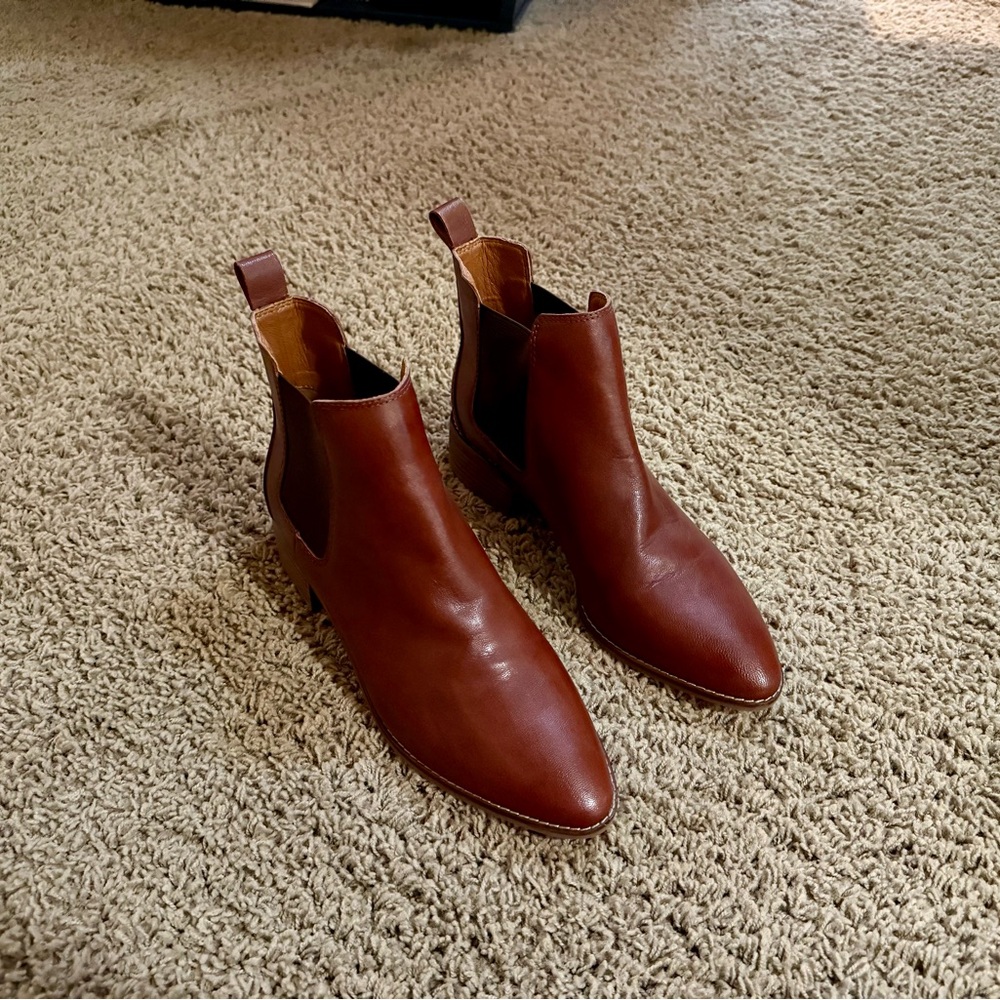Lucky Brand Chestnut Brown Lufty Leather Chelsea Ankle Boots
